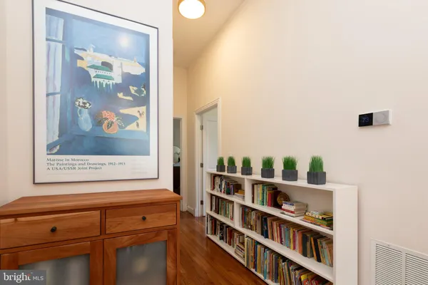 $1,324,900 | 301 7th Street Northeast, Washington, DC 20002
