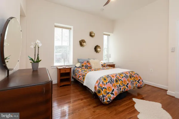 $1,324,900 | 301 7th Street Northeast, Washington, DC 20002