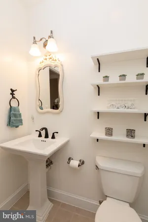 $1,324,900 | 301 7th Street Northeast, Washington, DC 20002