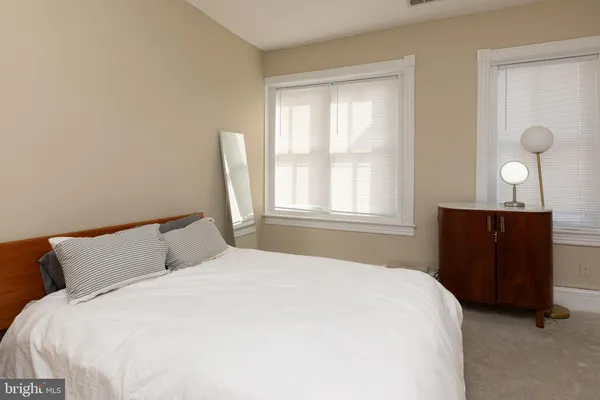 $1,324,900 | 301 7th Street Northeast, Washington, DC 20002