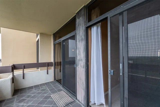 $1,800 | 14655 Champion Forest Drive, Unit 1501, Houston, TX 77069