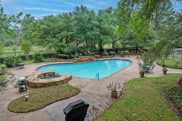 $1,800 | 14655 Champion Forest Drive, Unit 1501, Houston, TX 77069