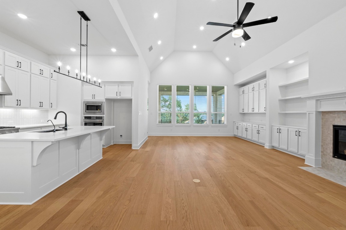 3209 Moon Ridge Road Georgetown, TX 78628 - Photo 10 of 28 Family Room