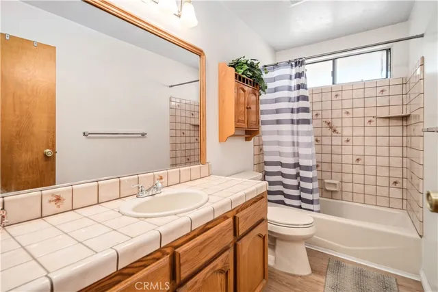 $749,990 | 45050 43rd Street East, Lancaster, CA 93535