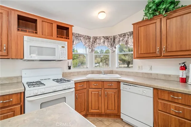 $749,990 | 45050 43rd Street East, Lancaster, CA 93535