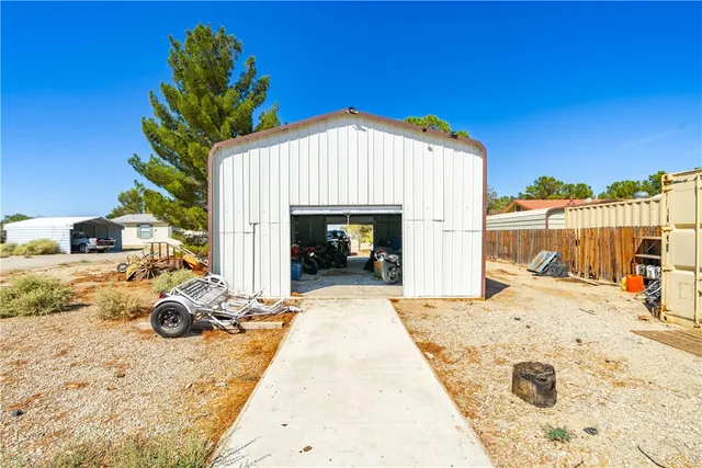 $749,990 | 45050 43rd Street East, Lancaster, CA 93535