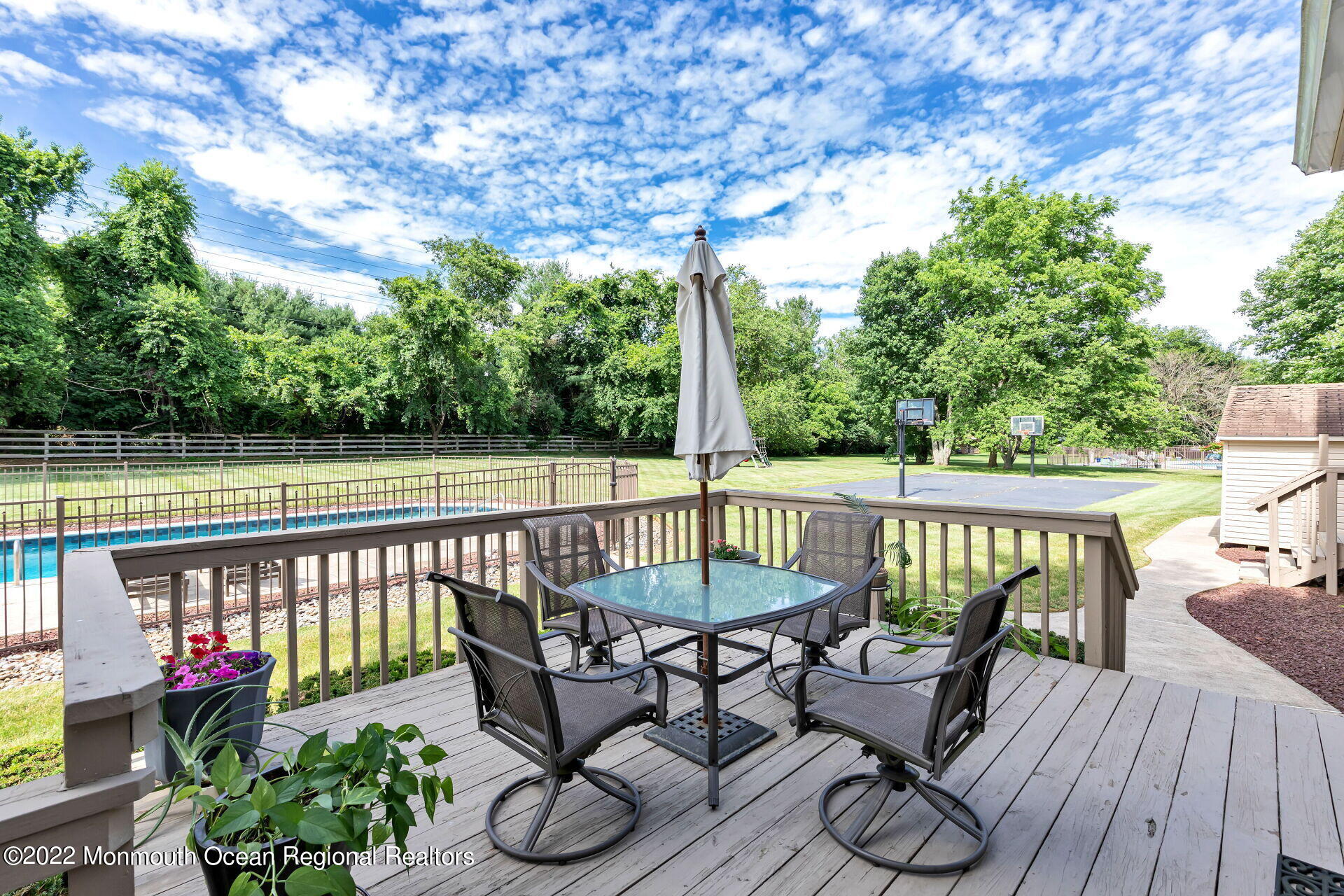 11 Riverside Lane Holmdel, NJ 07733 - Photo 36 of 50 057-1920x1280-photo
