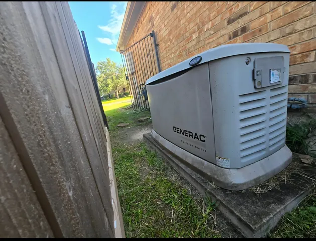 $3,200 | 3214 East Cedar Hollow Drive, Pearland, TX 77584