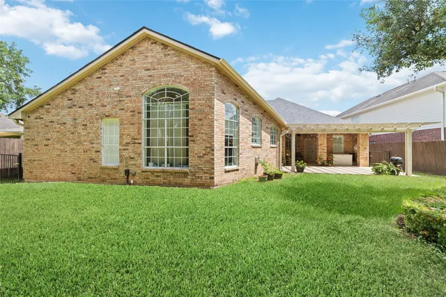 $3,200 | 3214 East Cedar Hollow Drive, Pearland, TX 77584