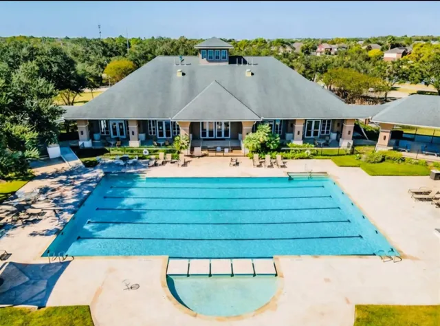 $3,200 | 3214 East Cedar Hollow Drive, Pearland, TX 77584