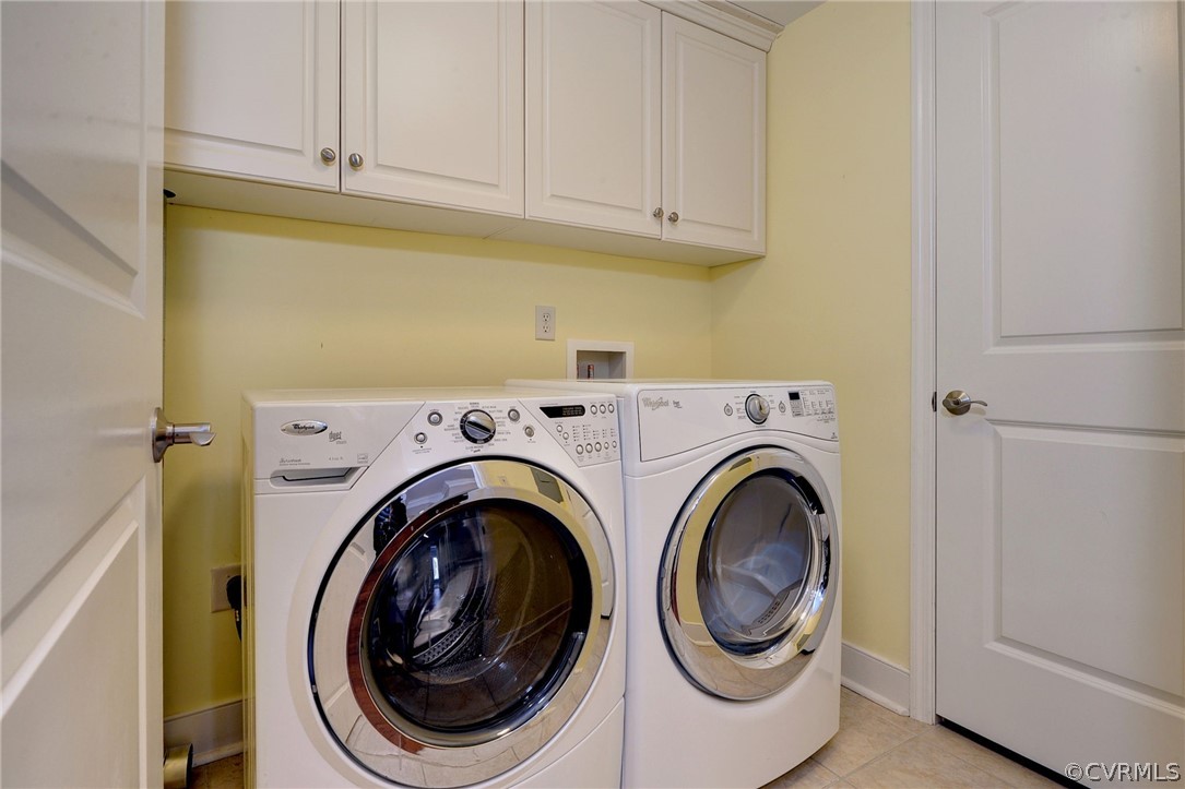 1103 Eaglescliffe Williamsburg, VA 23188 - Photo 31 of 50 a utility room with dryer and washer