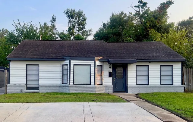 $230,000 | 7318 Thurow Street, Houston, TX 77087