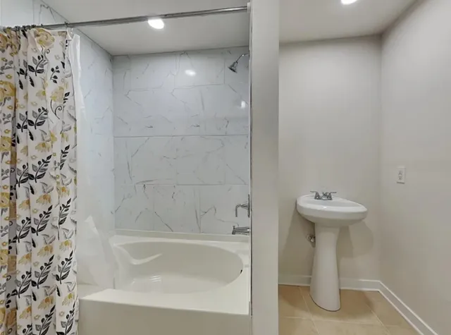 $230,000 | 7318 Thurow Street, Houston, TX 77087