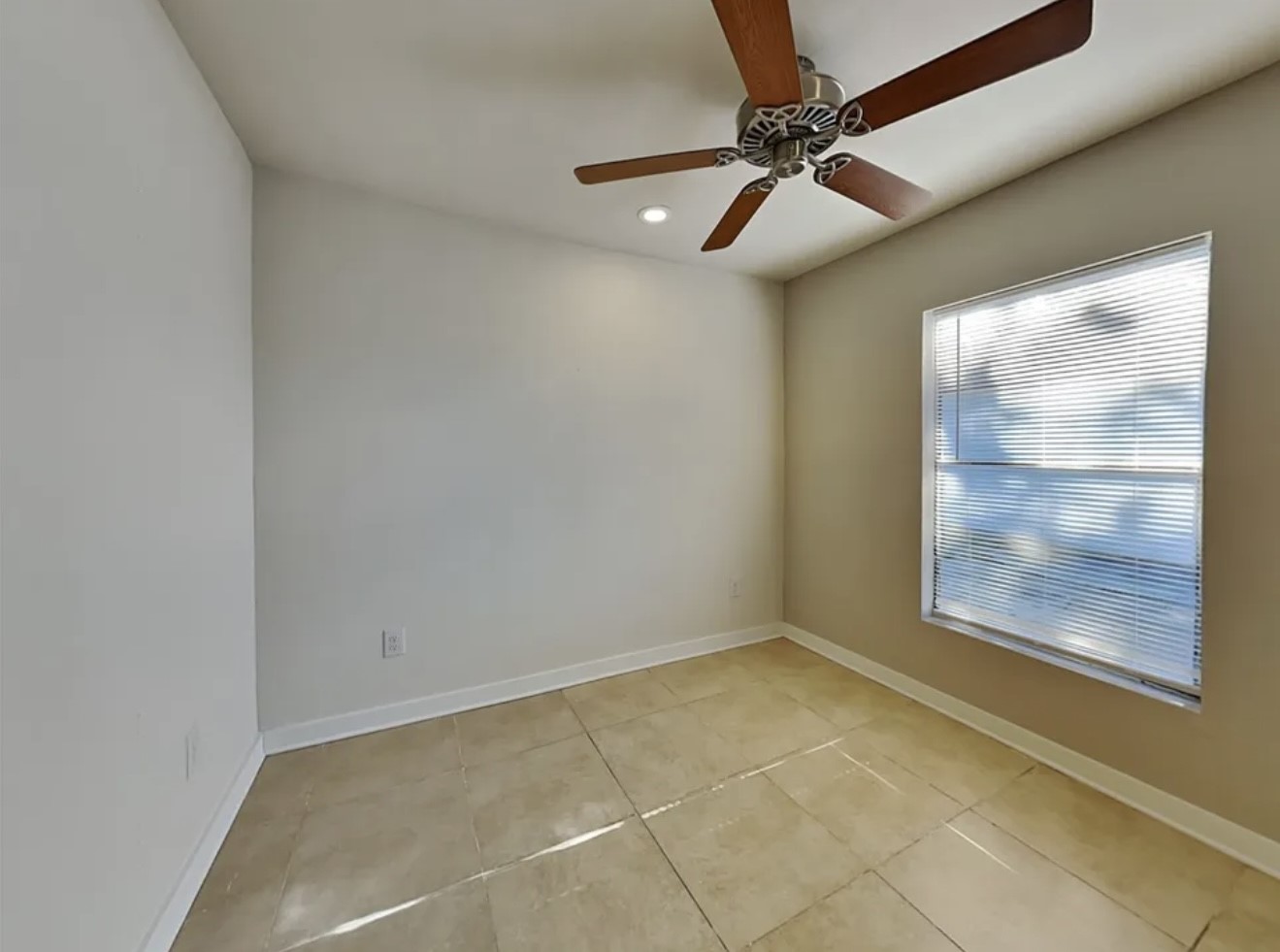 7318 Thurow Street Houston, TX 77087 - Photo 22 of 34