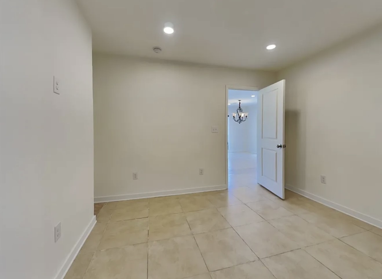 7318 Thurow Street Houston, TX 77087 - Photo 7 of 34