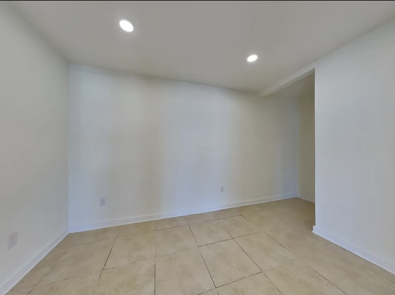 7318 Thurow Street Houston, TX 77087 - Photo 8 of 34