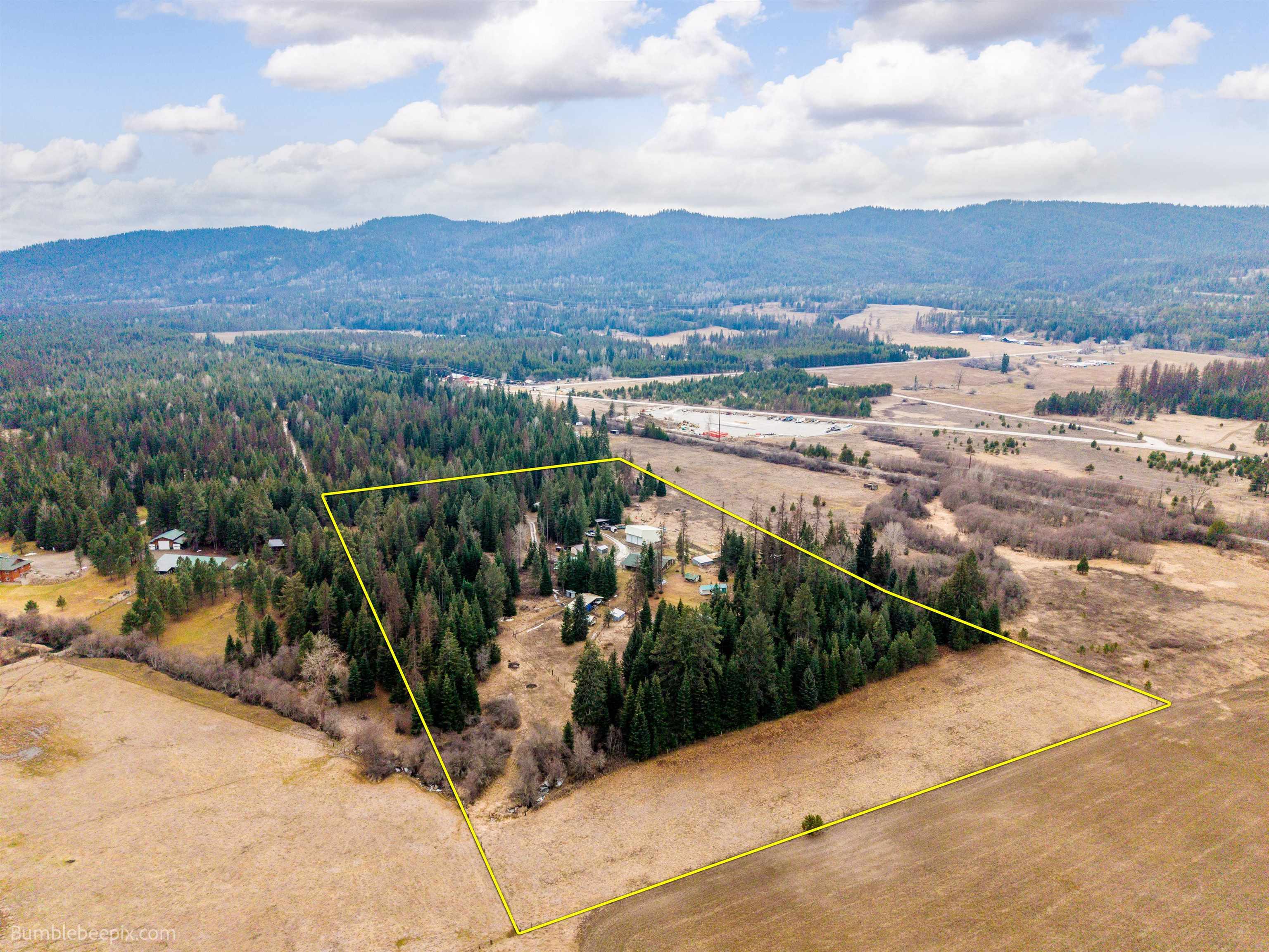 263 Fourspots Road Cusick, WA 99119 - Photo 2 of 50
