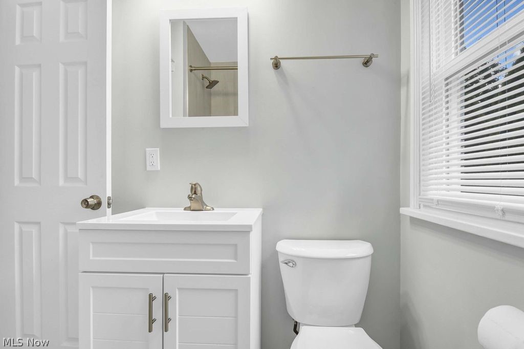 5136 Bridgewater Road Lyndhurst, OH 44124 - Photo 27 of 29 Gallery Image 27