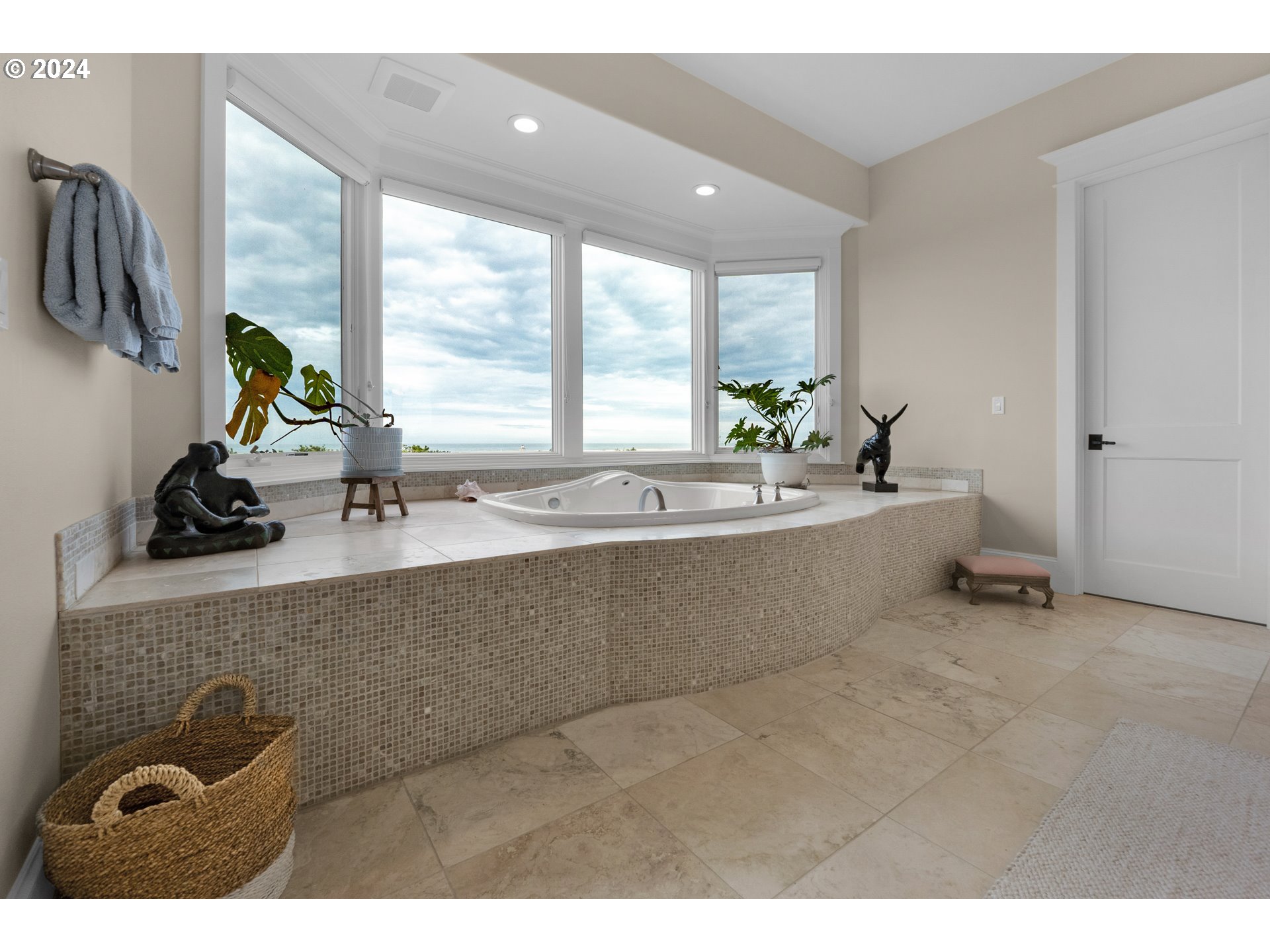 88930 Pinehurst Road Gearhart, OR 97138 - Photo 21 of 48 Gallery Image 21