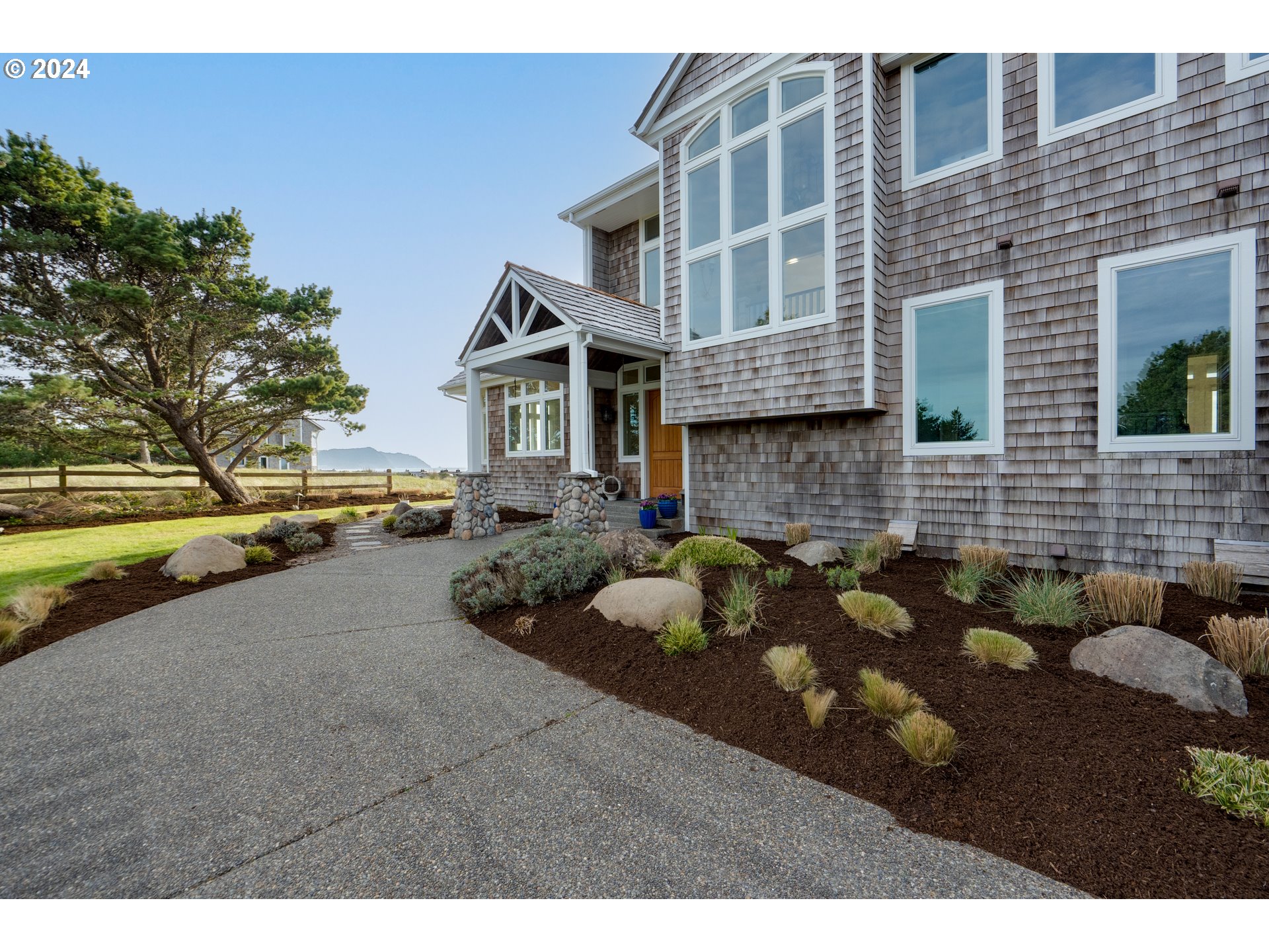 88930 Pinehurst Road Gearhart, OR 97138 - Photo 4 of 48 Gallery Image 4