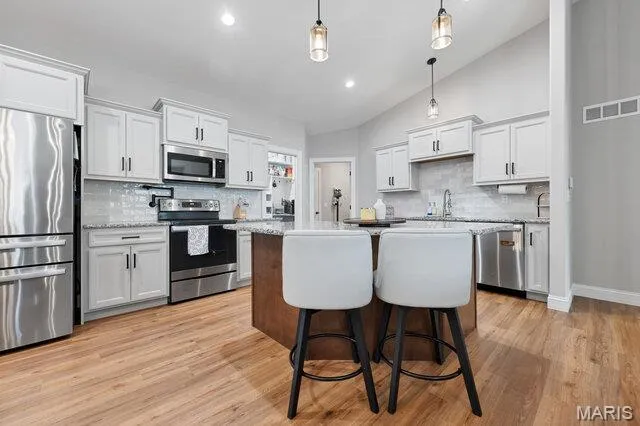 $474,900 | 21 Knollwood Court, Cottleville, MO 63304