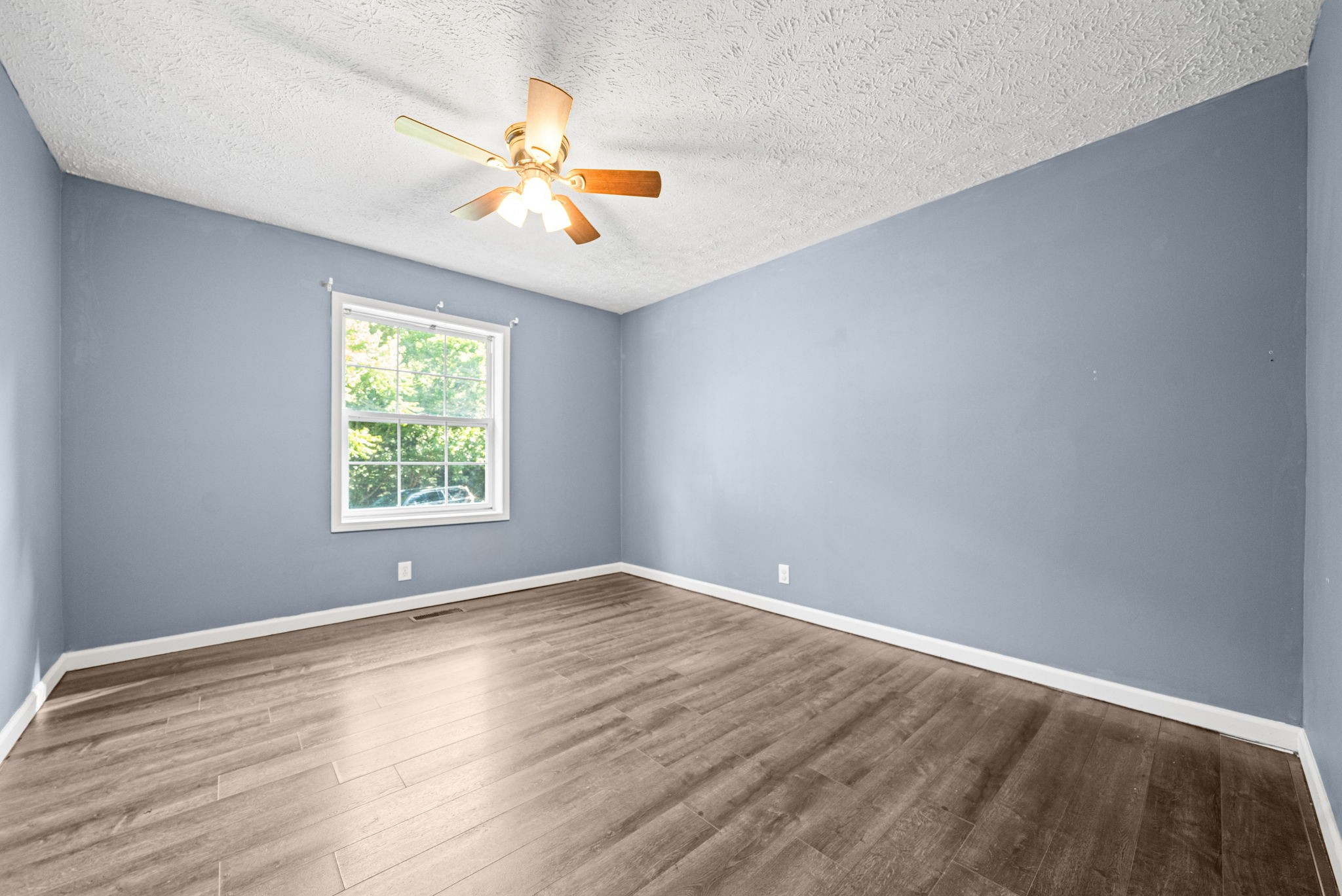 6190 Latham Road Hopkinsville, KY 42240 - Photo 19 of 34