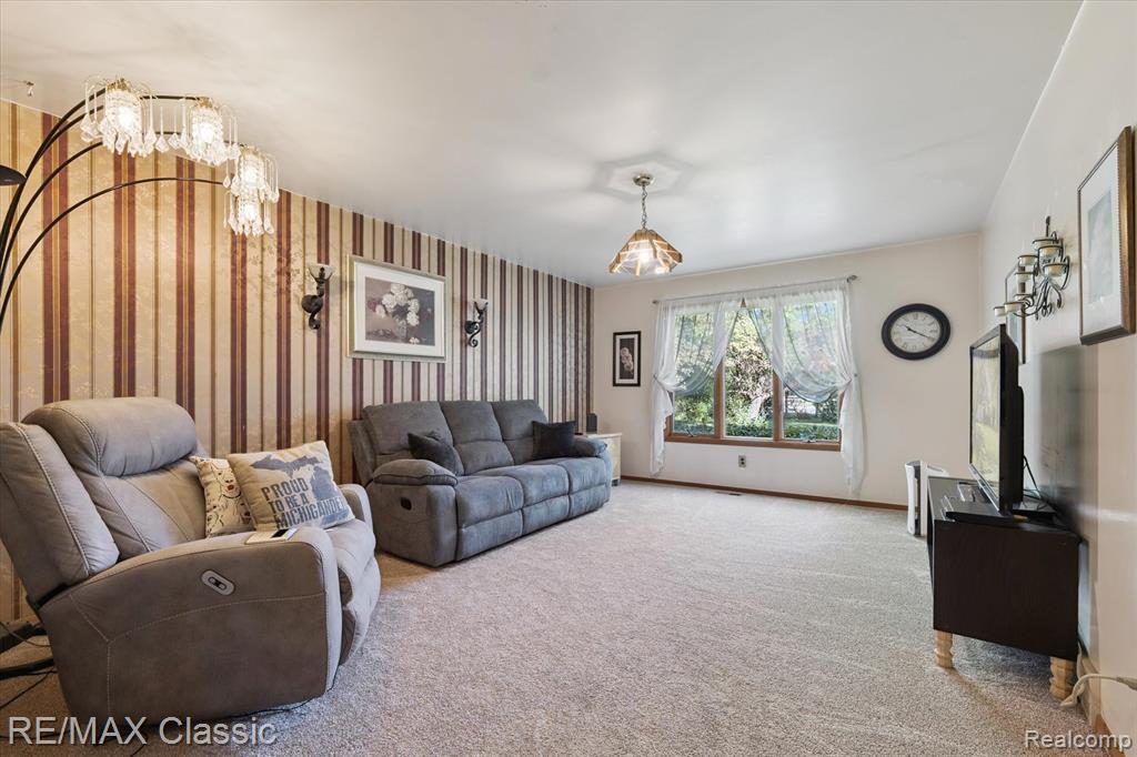 49035 Geddes Road Canton, MI 48188 - Photo 20 of 58 Gallery Image 20