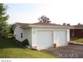 910 Smitherman Road Washington, WV 26181 - Photo 7 of 19 Two Car Garage