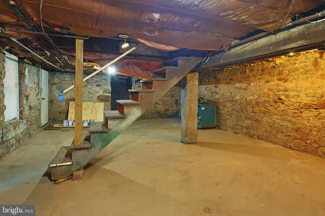 $195,000 | 410 Fayette Street, Cumberland, MD 21502