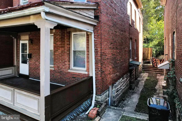 $195,000 | 410 Fayette Street, Cumberland, MD 21502