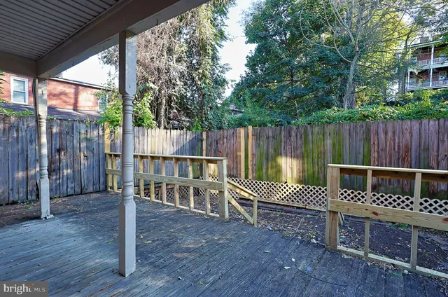 $195,000 | 410 Fayette Street, Cumberland, MD 21502