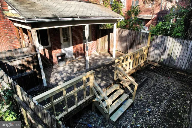 $195,000 | 410 Fayette Street, Cumberland, MD 21502