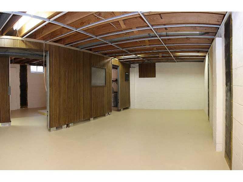 11908 River Road Carmel, IN 46033 - Photo 17 of 24 Gallery Image 17