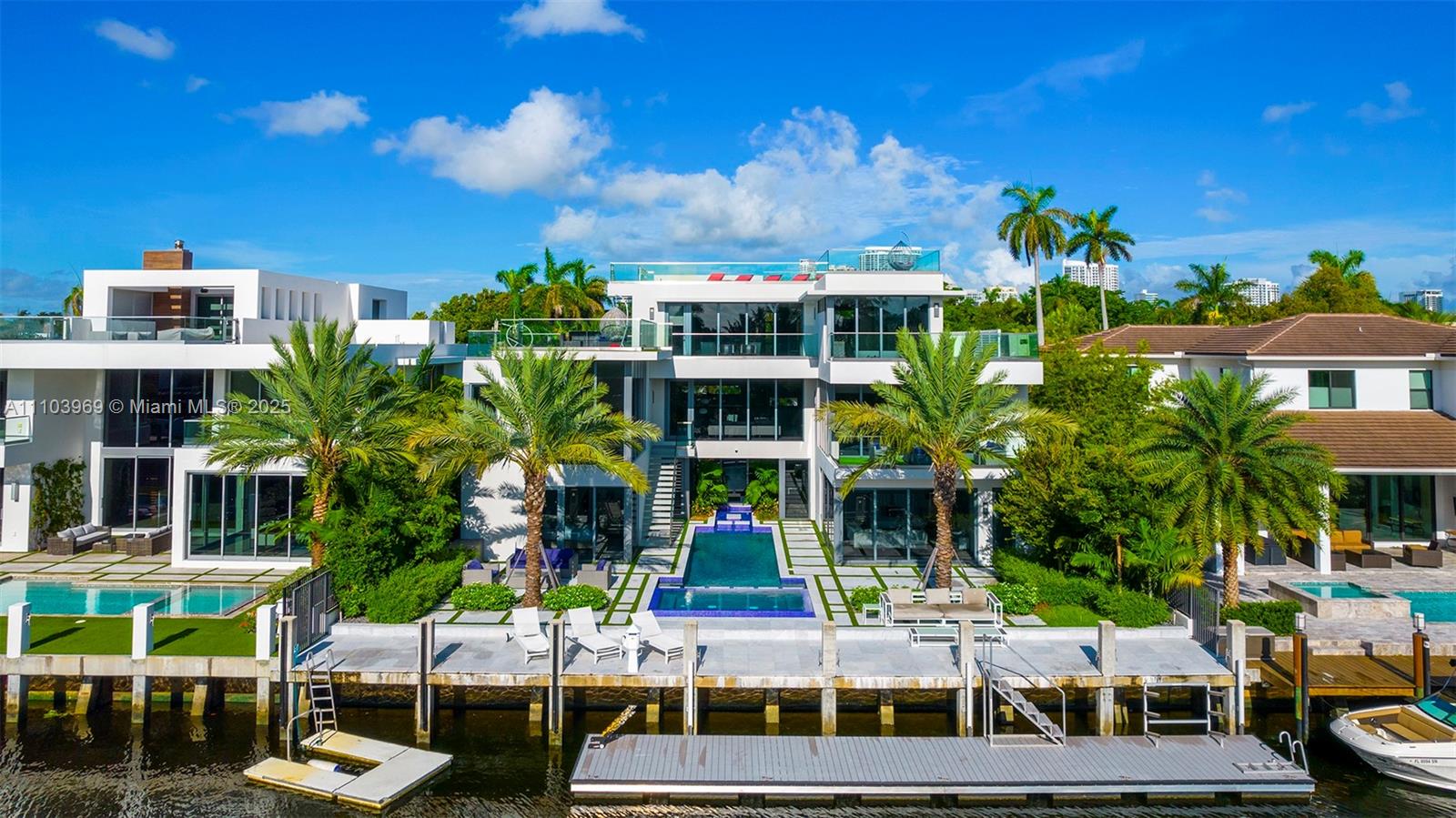 440 Mola Avenue Fort Lauderdale, FL 33301 - Photo 36 of 66 a view of building with outdoor space and seating area