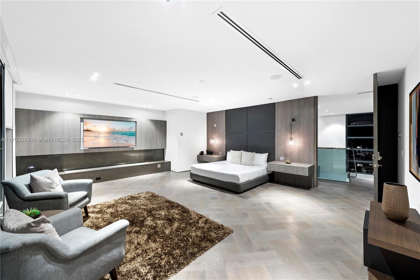 440 Mola Avenue Fort Lauderdale, FL 33301 - Photo 51 of 66 a living room with furniture and a couch