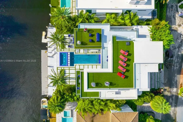 $65,000 | 440 Mola Avenue, Fort Lauderdale, FL 33301