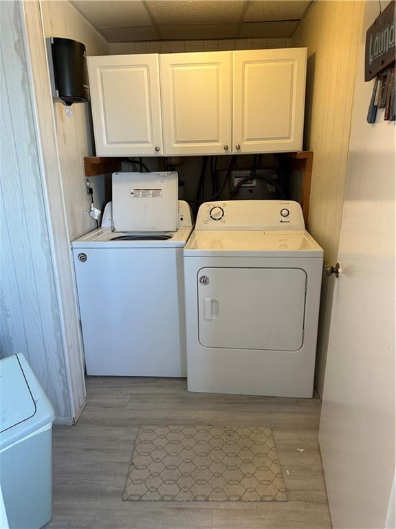 600 County Road 531, Unit 206 Centre, AL 35960 - Photo 22 of 36 a utility room with dryer and washer