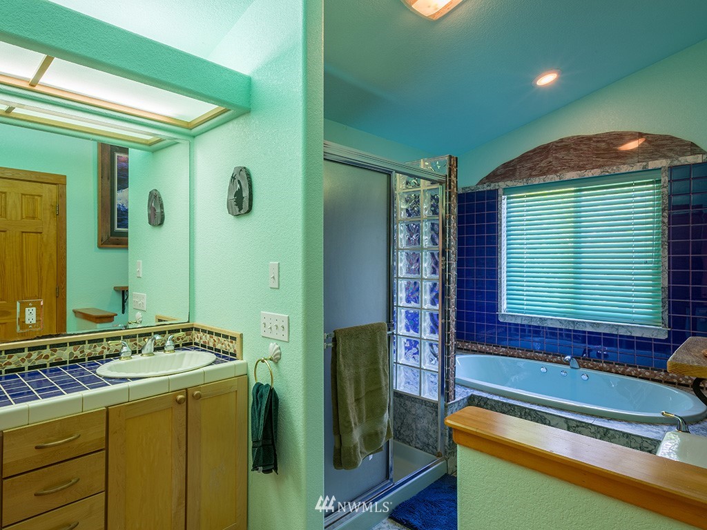 13760 Donnell Road Anacortes, WA 98221 - Photo 15 of 24