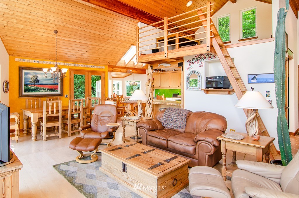 13760 Donnell Road Anacortes, WA 98221 - Photo 4 of 24