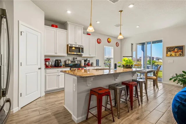 $2,700 | 4202 Keeson Circle, Vero Beach, FL 32967