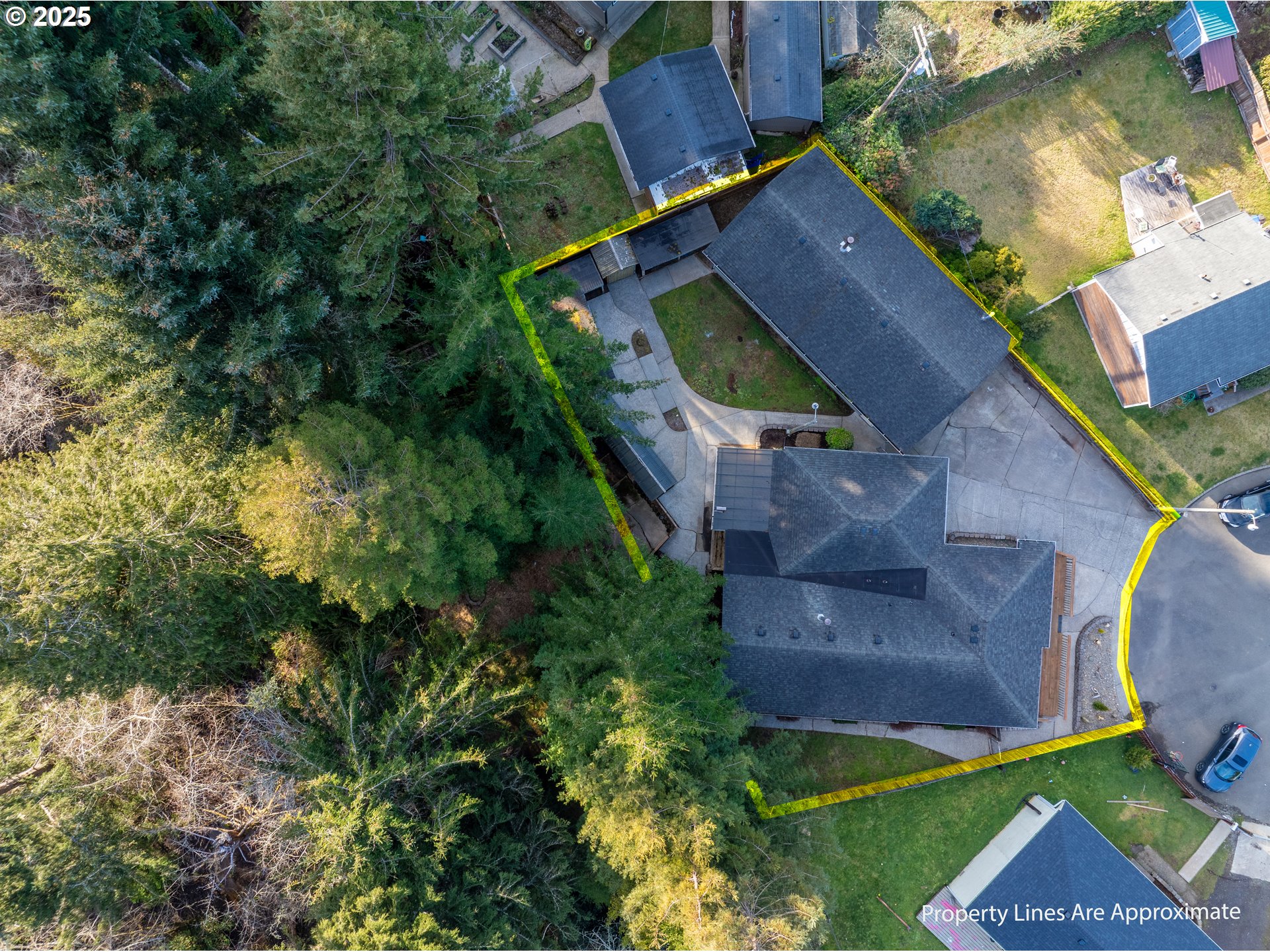 698 East Alder Place Reedsport, OR 97467 - Photo 34 of 39 Drone View/UAV