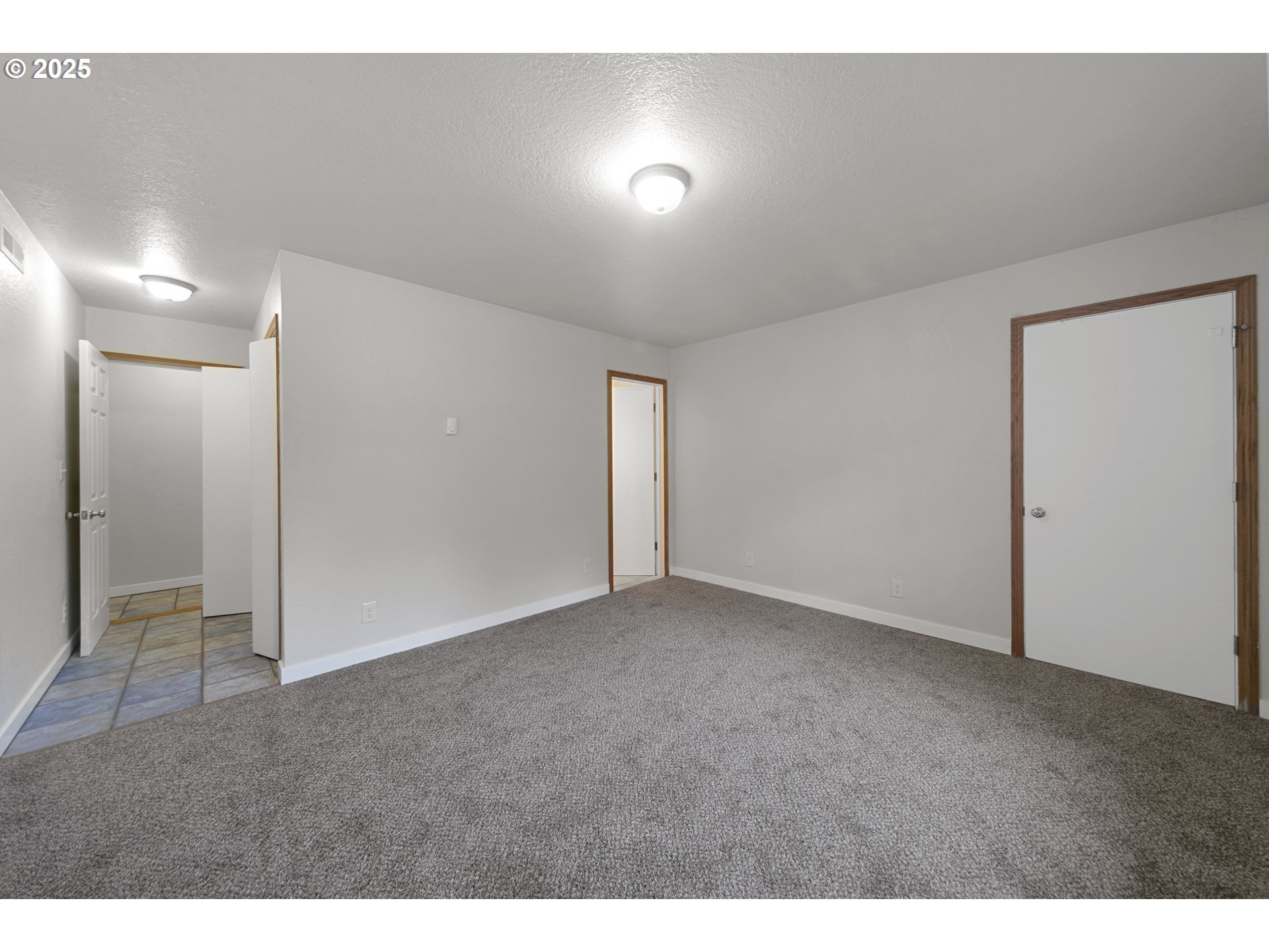 698 East Alder Place Reedsport, OR 97467 - Photo 8 of 39 Bedroom