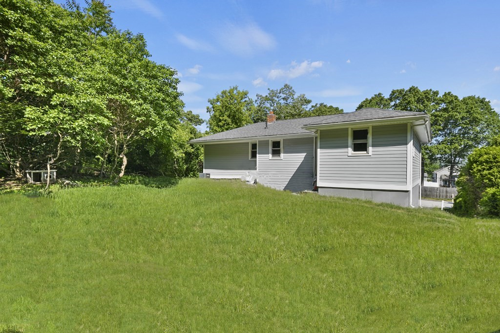 40 Orton Street Worcester, MA 01604 - Photo 27 of 28 a front view of house with yard and green space