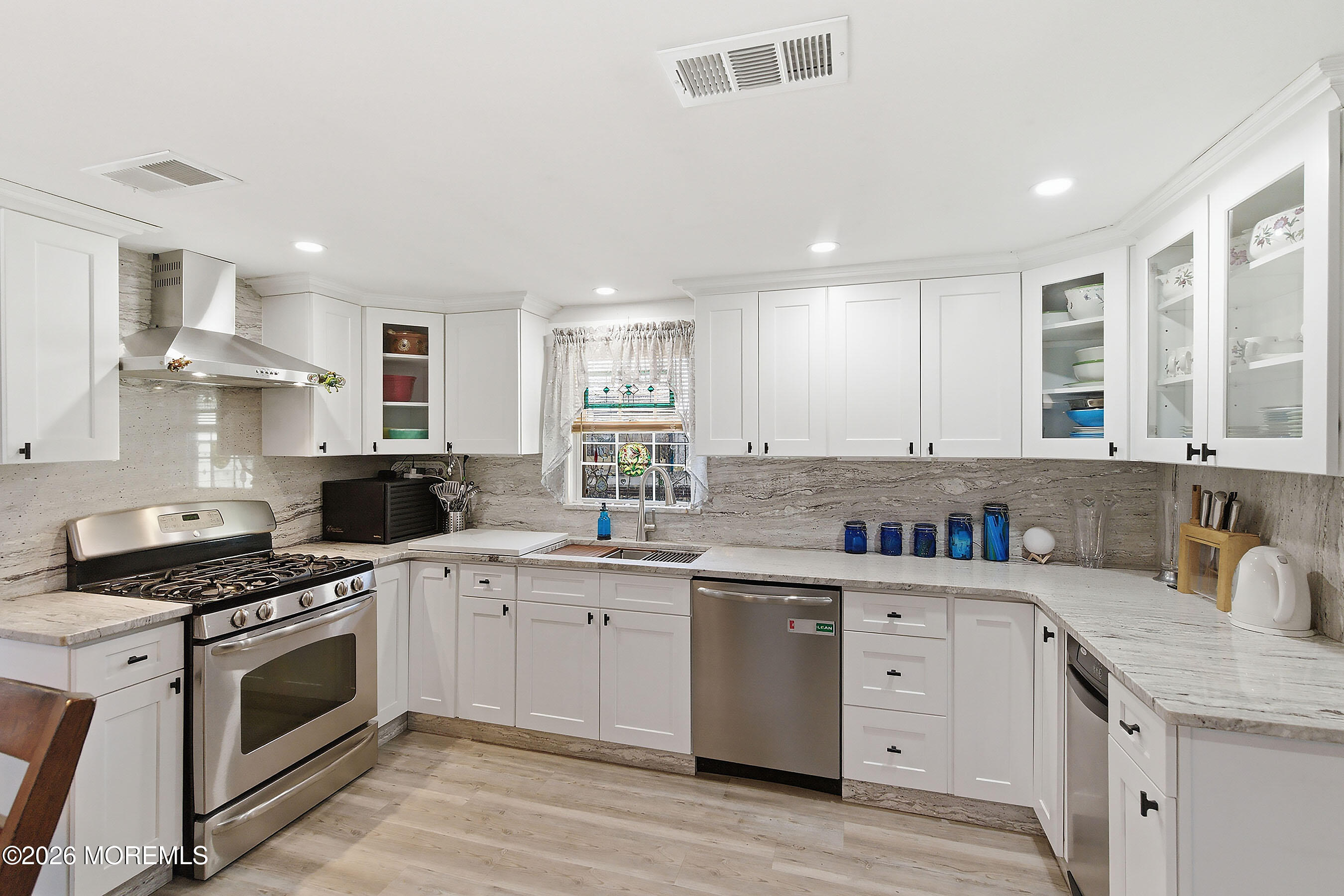 7 Marl Road Farmingdale, NJ 07727 - Photo 10 of 35 Kitchen