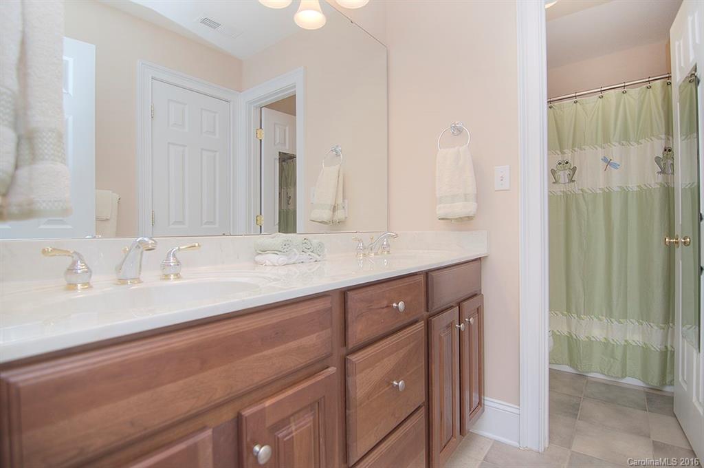 322 Hemmingway Lane Fort Mill, SC 29708 - Photo 18 of 24 Gallery Image 18