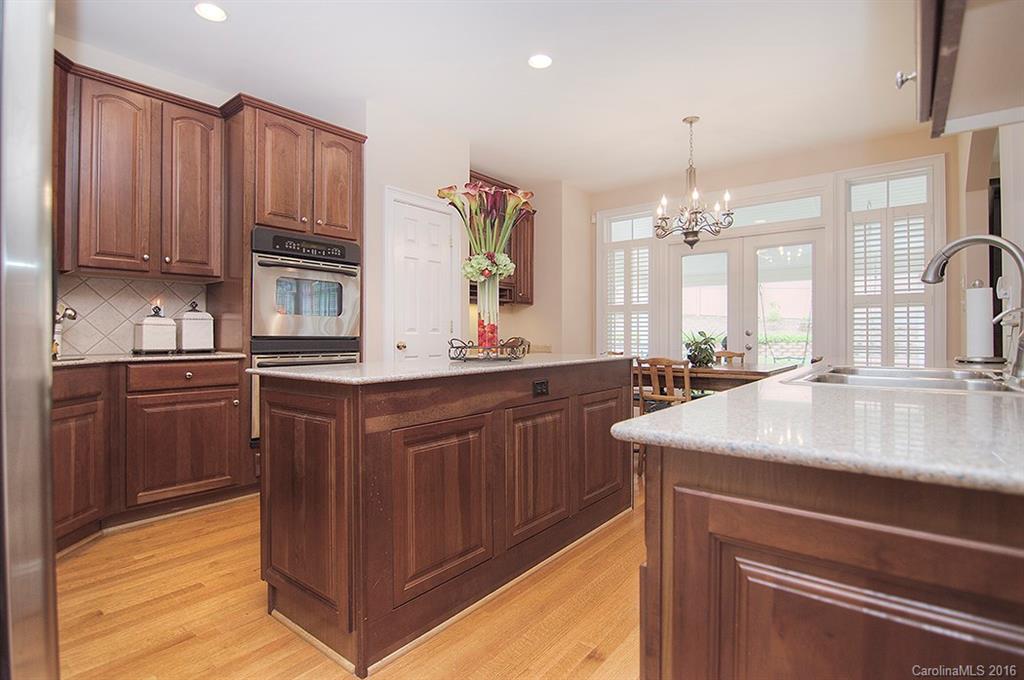 322 Hemmingway Lane Fort Mill, SC 29708 - Photo 8 of 24 Gallery Image 8