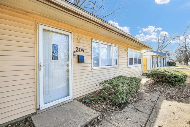 $155,000 | 304 South Dodson Drive, Urbana, IL 61802