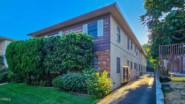 $2,975 | 449 North Euclid Avenue, Unit H, Pasadena, CA 91101