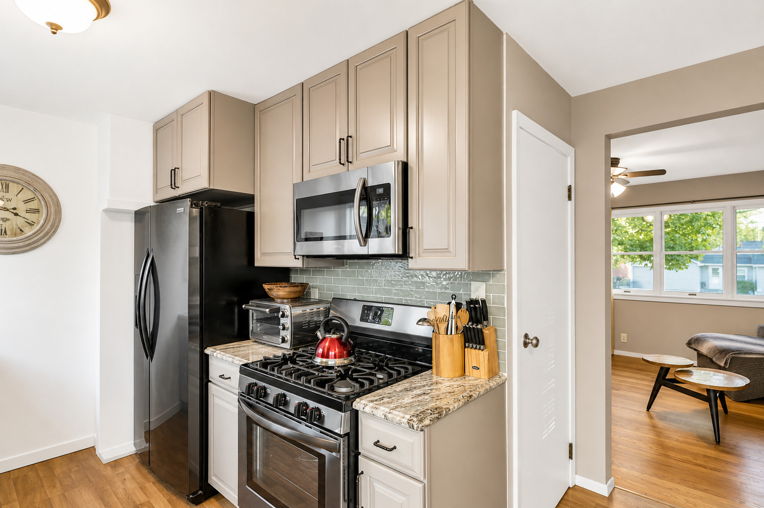 532 Webster Street Batavia, IL 60510 - Photo 11 of 39