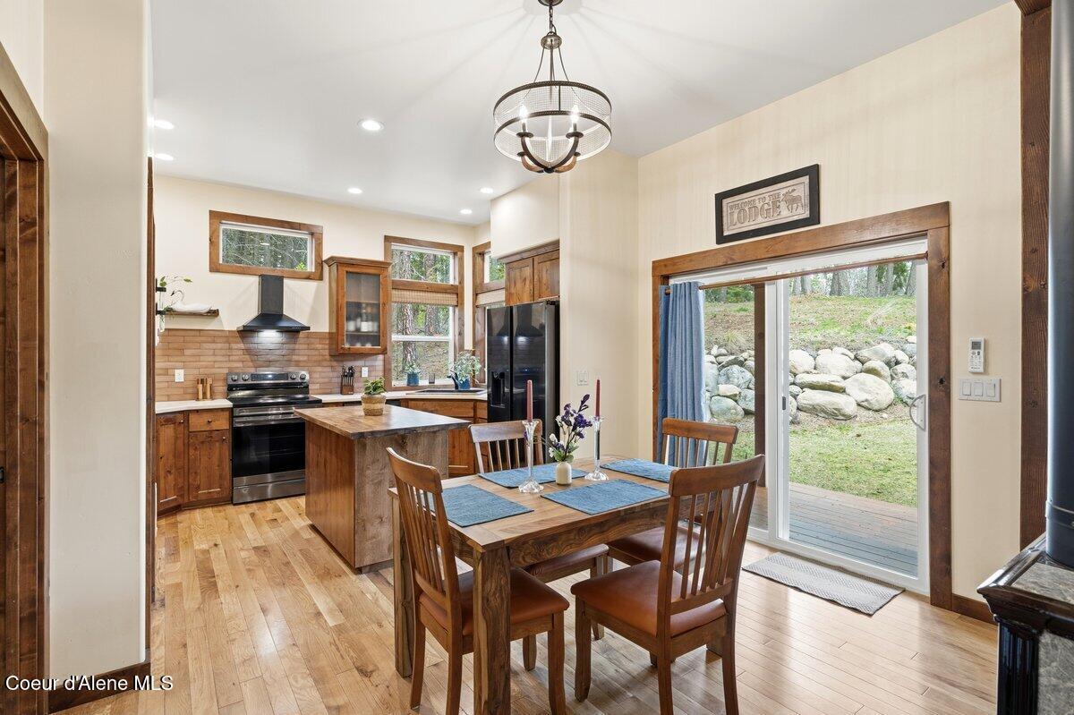 175 Hanaford Road Blanchard, ID 83804 - Photo 18 of 53 Dining Area